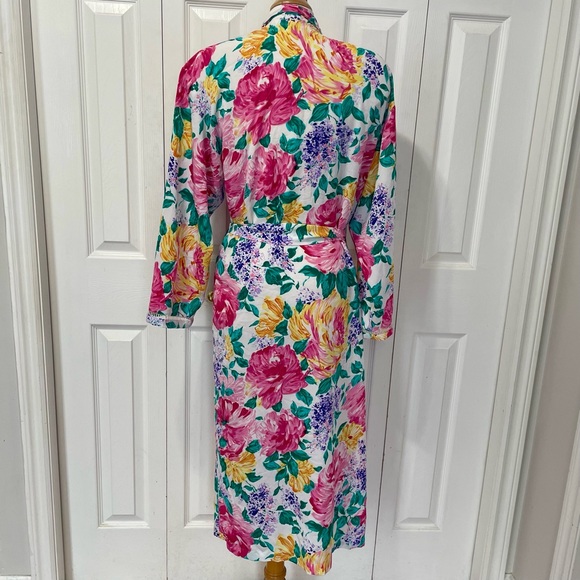 Victoria's Secret Multicolor Floral Robe - Picture 3 of 7